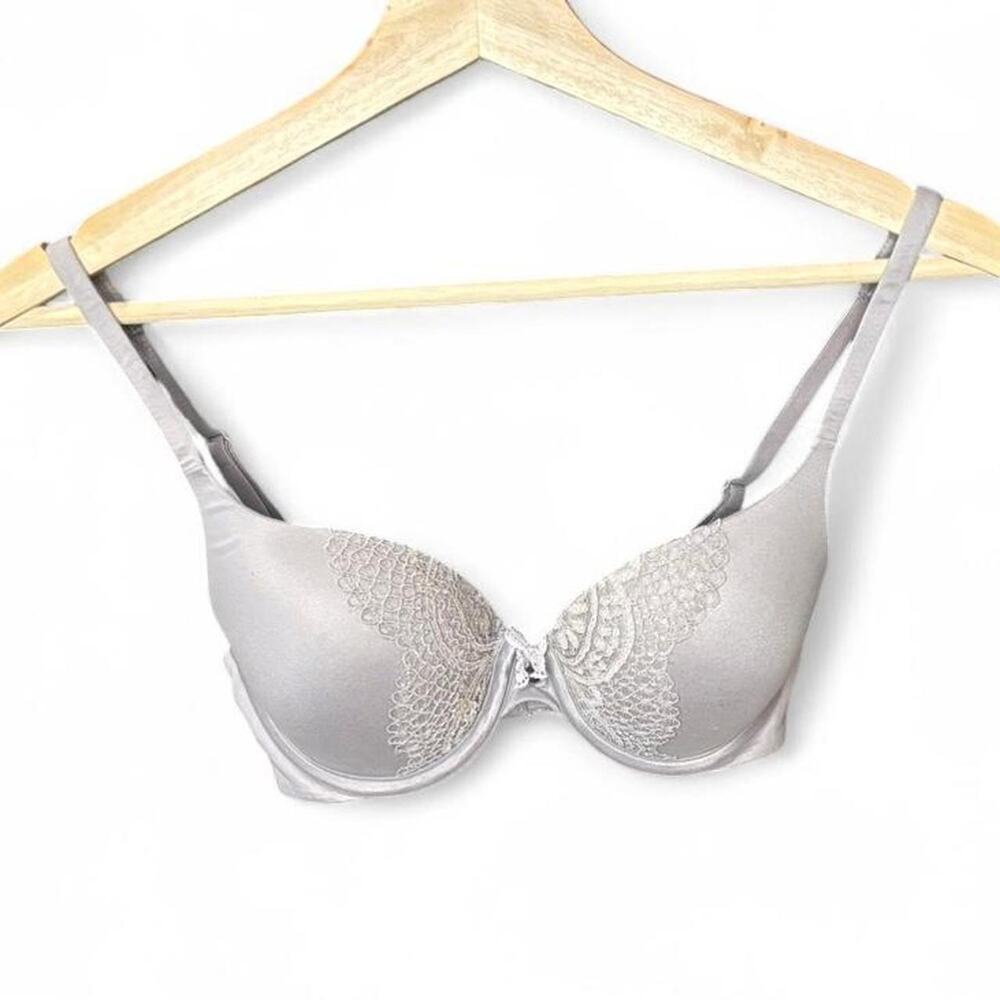 Victoria's Secret Perfect Shape Lightly Lined Bra 32C Lavendar-Grey Lace Back